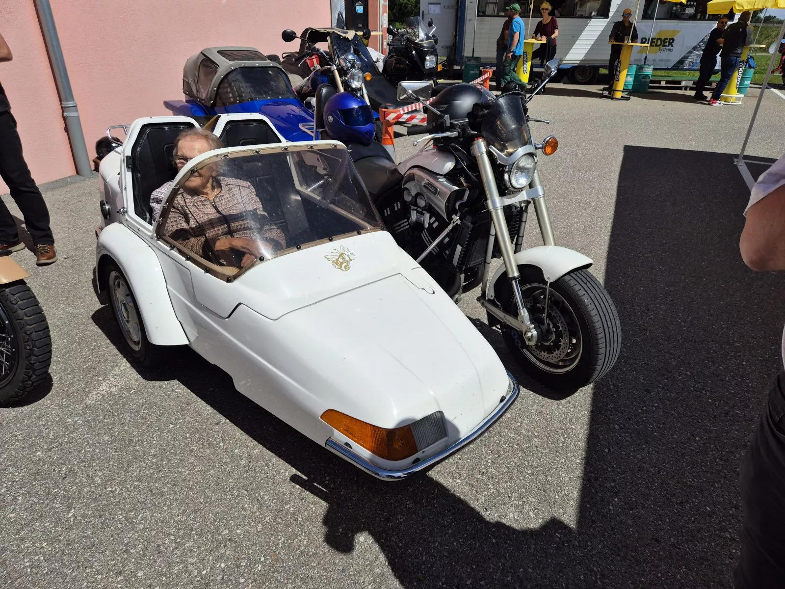 Rencontre 2024 side-cars et motos