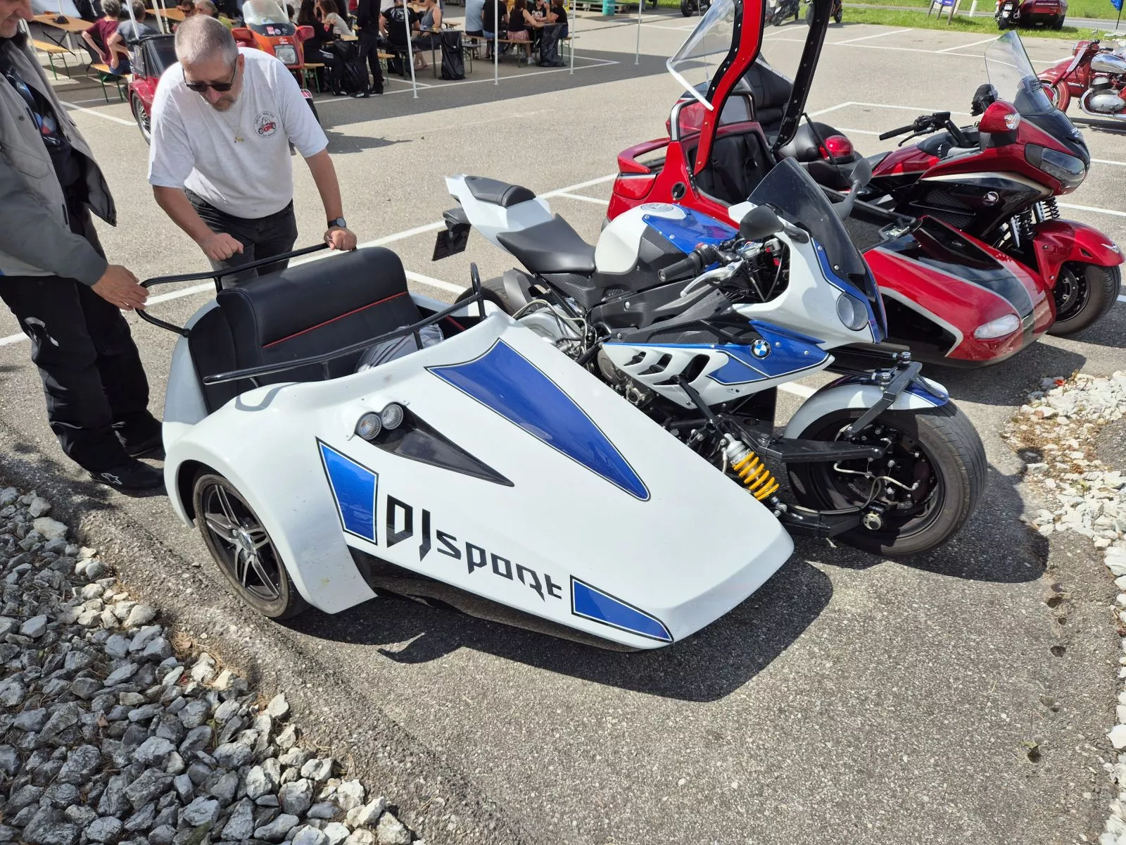 Rencontre 2024 side-cars et motos