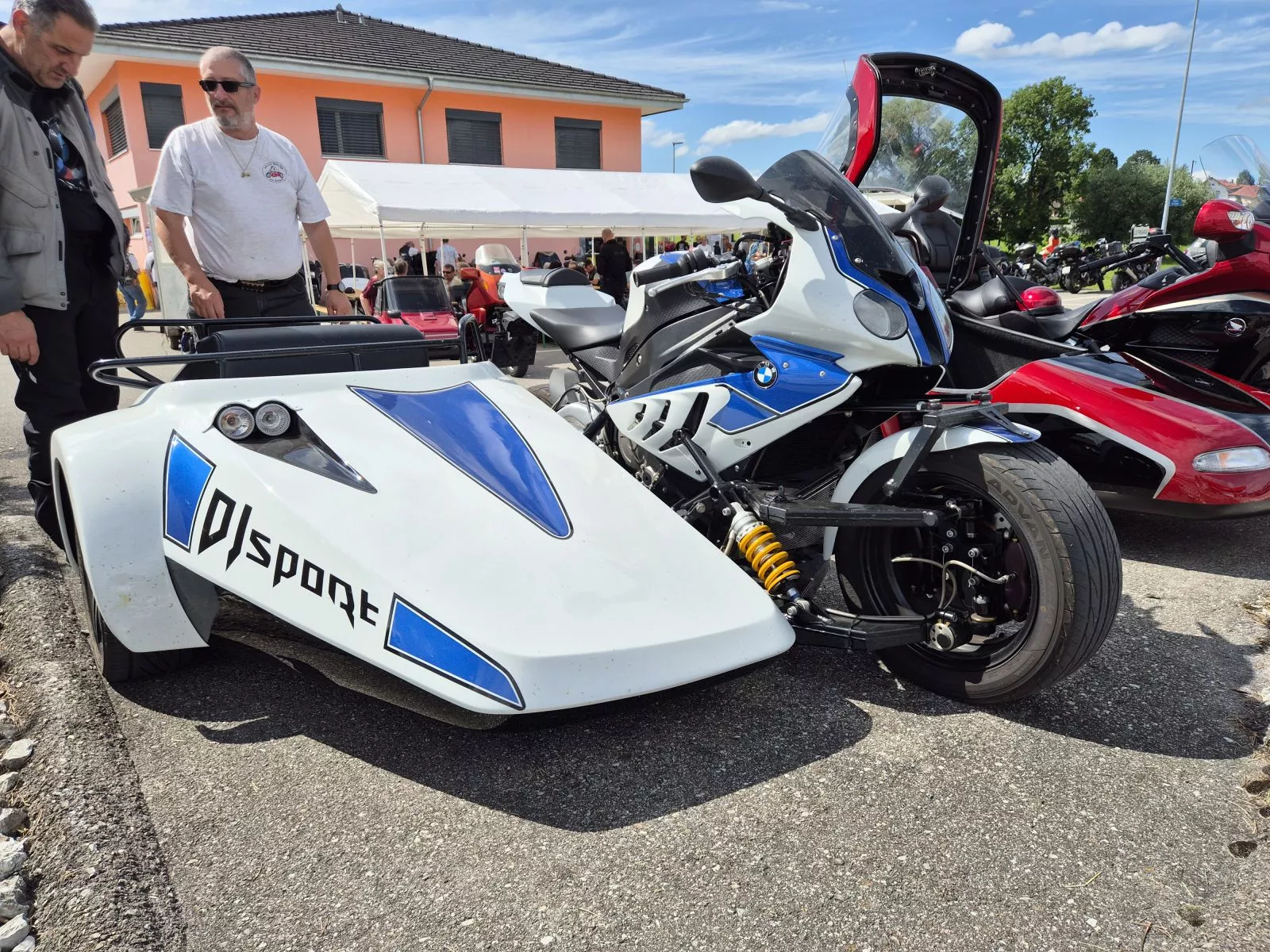 Rencontre 2024 side-cars et motos